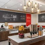 Hampton Inn & Suites - Cape Cod / West Yarmouth 