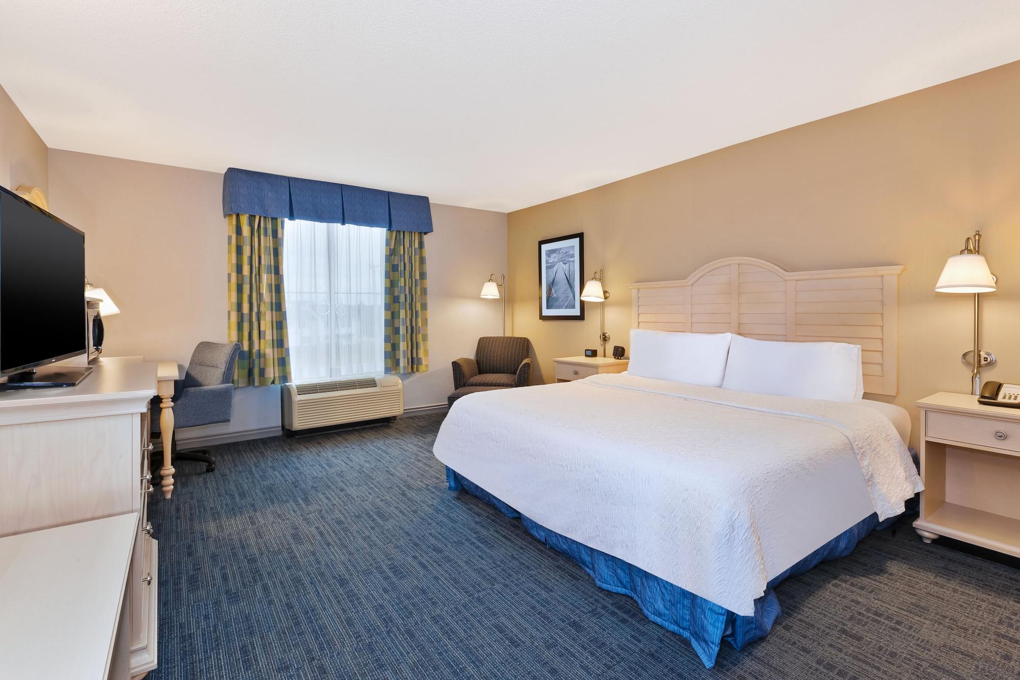 Hotel Hampton & - Cape Cod /