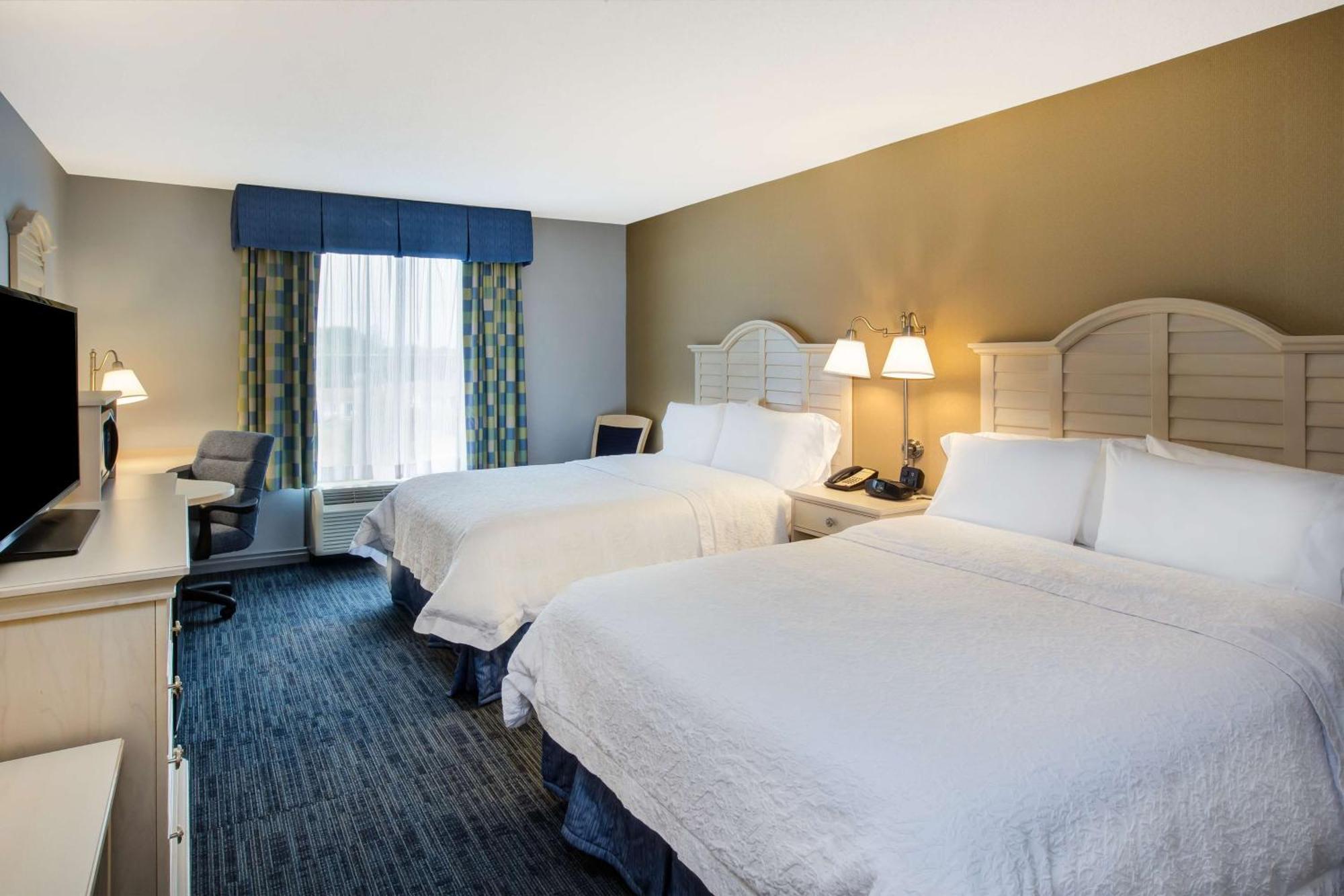 Hotel Hampton & - Cape Cod / 3*