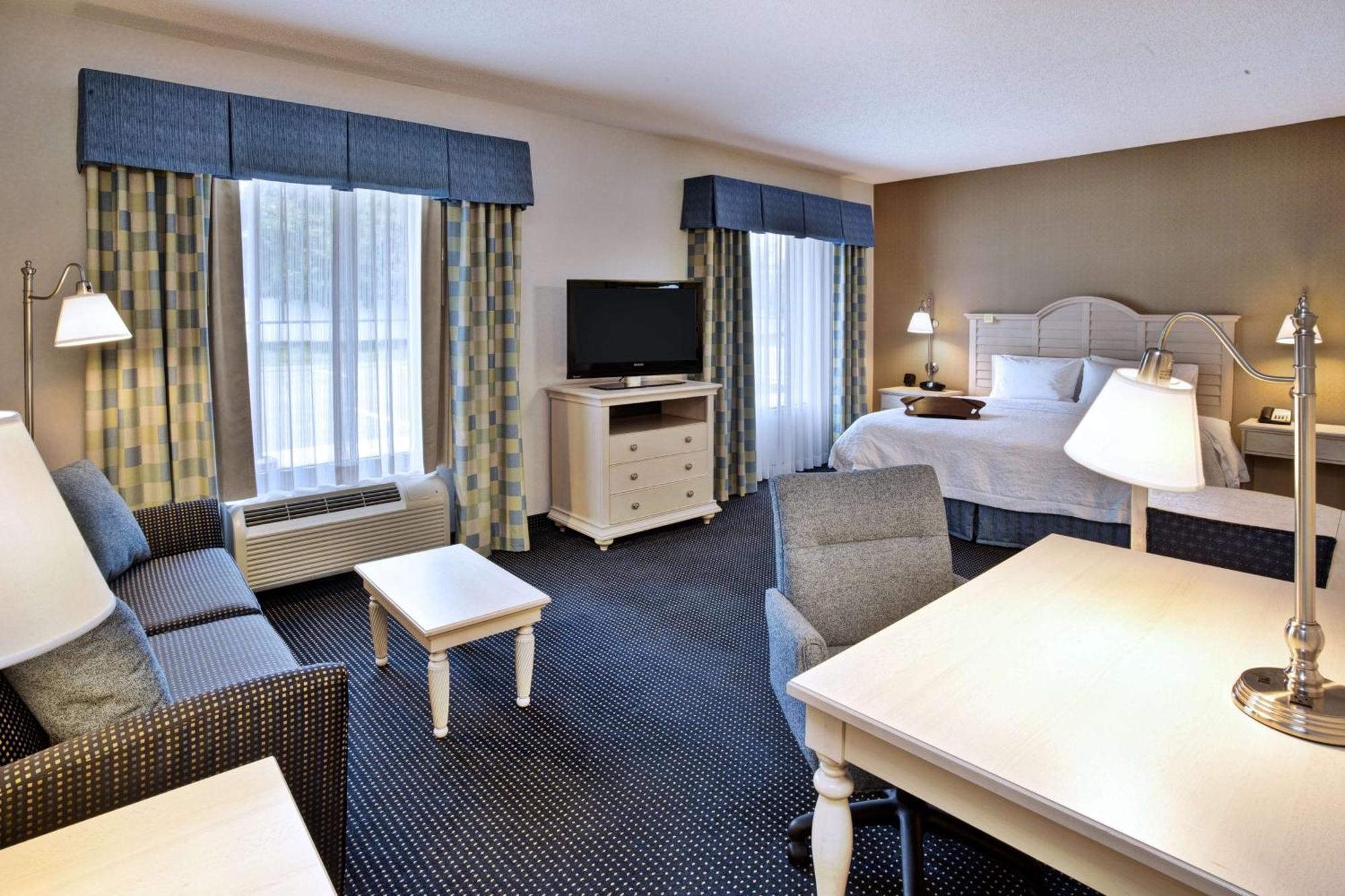 Hampton & - Cape Cod / Hotel